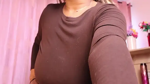 justnala  online show from February 21, 2026, 1:12 pm