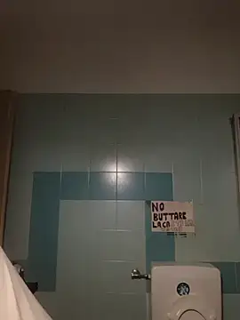 perla97 online show from December 21, 2025, 5:20 pm