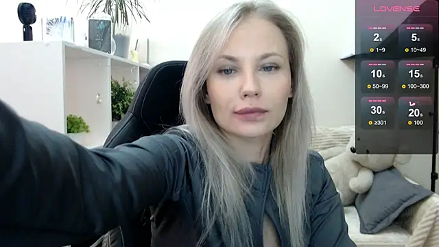 Sunny bunny6 online show from October 27, 2025, 5:00 am