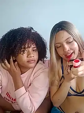 DANIELA MICHEL online show from December 9, 2024, 3:44 pm