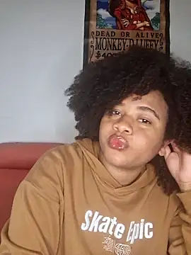 DANIELA MICHEL online show from February 18, 2025, 12:59 am