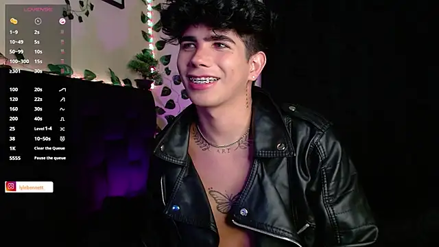 LyleBennett  online show from January 30, 2025, 10:29 am