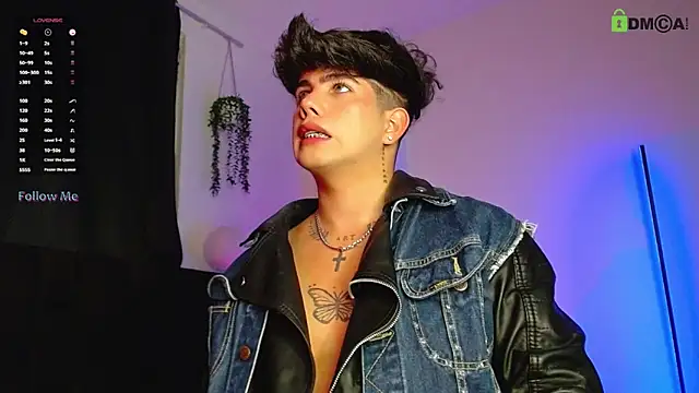 LyleBennett  online show from October 17, 2025, 12:41 pm