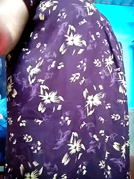 BERRY 00 online show from February 17, 2025, 6:09 am