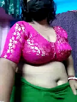 BERRY 00 online show from February 24, 2025, 6:04 pm