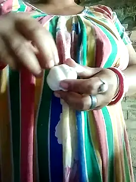 BERRY 00 online show from March 2, 2025, 6:27 am