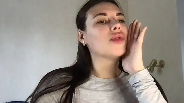 MoonriseGoddess online show from April 29, 2026, 7:56 am