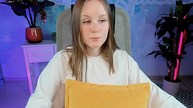 VivienLeeigh online show from January 8, 2025, 7:24 pm