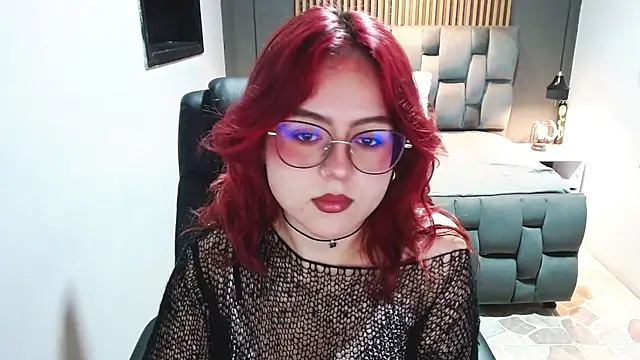 crimson tati  online show from January 19, 2025, 5:37 am