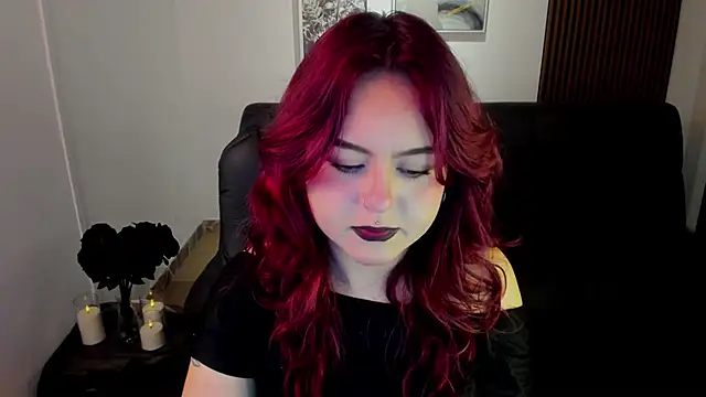 crimson tati  online show from November 12, 2025, 3:51 am