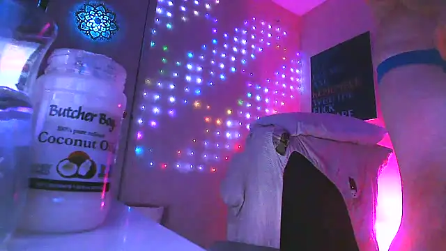 onlym4m online show from February 9, 2025, 9:05 am