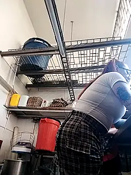 EMILY ROUSSE71 online show from September 10, 2025, 9:15 pm