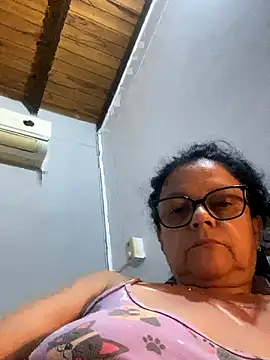 Sharongirl07 online show from November 18, 2025, 1:44 am