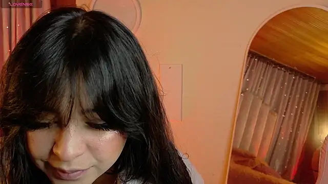 Snapshot of sunshine_maddy chatting on September 22, 2025, 12:23 am sunshine maddy online show from September 22, 2025, 12:23 am