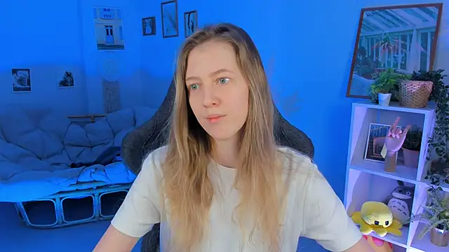 Sharon Evansi online show from March 9, 2025, 11:47 am