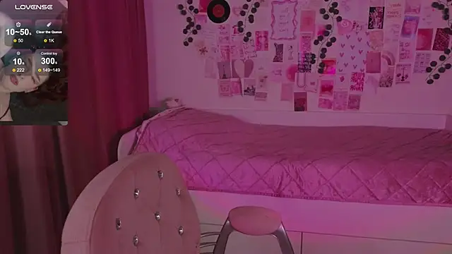 CookyDaisy online show from November 23, 2025, 12:32 am