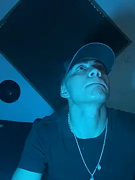 SkinnyHot444 online show from March 9, 2025, 2:21 pm