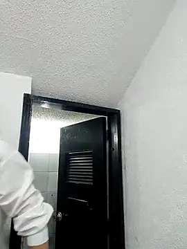 VIOLETA-25  online show from February 23, 2025, 6:45 pm