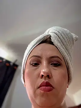 Snapshot of VIOLETA-25_ chatting on May 20, 2026, 3:07 pm VIOLETA-25 online show from May 20, 2026, 3:07 pm
