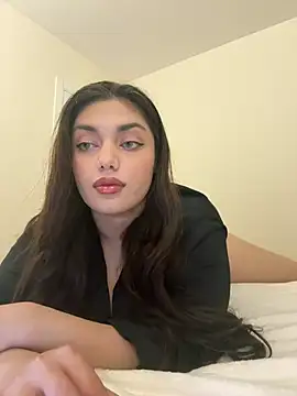 Snapshot of Sweet_Khalifa_ chatting on December 10, 2024, 2:17 pm Sweet Khalifa  online show from December 10, 2024, 2:17 pm