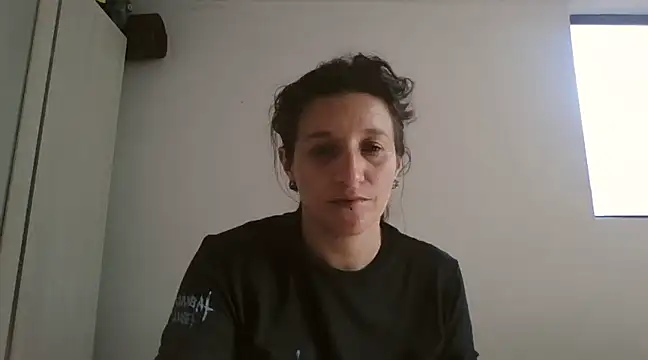 Snapshot of hanamy_joha chatting on December 23, 2024, 8:25 pm hanamy joha online show from December 23, 2024, 8:25 pm