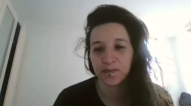 Snapshot of hanamy_joha chatting on February 6, 2025, 1:43 pm hanamy joha online show from February 6, 2025, 1:43 pm