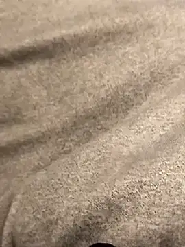 mehdi-l7away online show from April 19, 2026, 9:50 pm