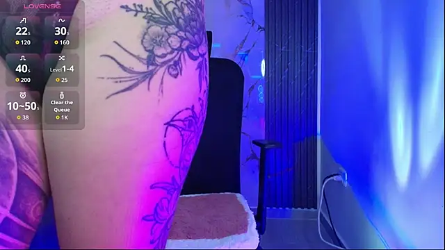 luccianagreyy online show from March 31, 2026, 12:27 pm