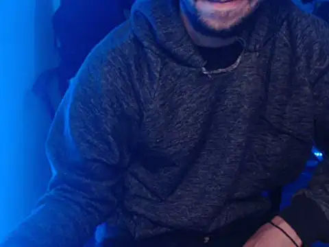 anjonoturno1 online show from February 17, 2025, 5:14 am