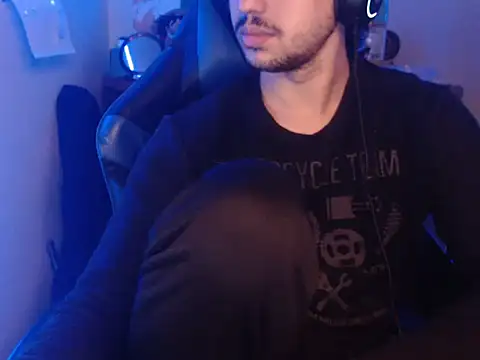 anjonoturno1 online show from October 16, 2025, 2:51 pm