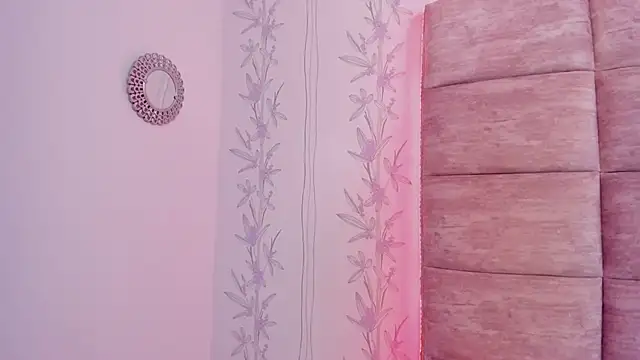 HazelMoret online show from February 10, 2025, 6:13 pm