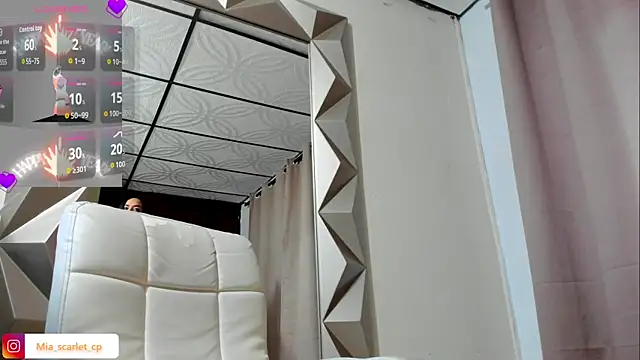 Mia scarlet69 online show from April 9, 2026, 12:21 pm