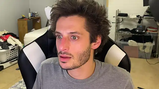 Dylansd online show from December 27, 2024, 4:04 am