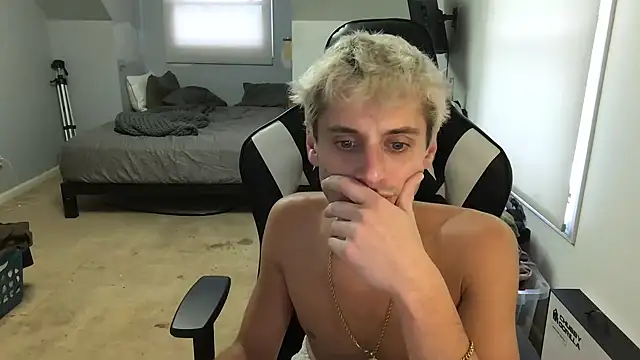 Dylansd online show from February 9, 2025, 7:52 pm