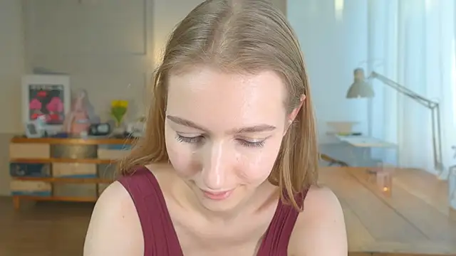 Snapshot of solar_bella chatting on January 31, 2025, 2:39 pm solar bella online show from January 31, 2025, 2:39 pm