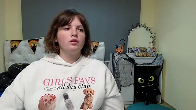 StaceyLex online show from October 19, 2025, 5:30 am