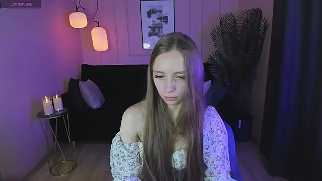 OliviaGentle online show from December 9, 2024, 12:34 am