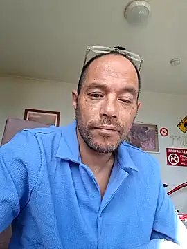 mileflav0r online show from May 19, 2026, 8:20 am