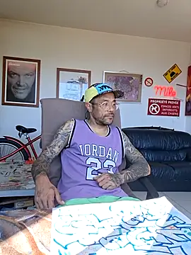 mileflav0r online show from May 24, 2026, 8:52 am