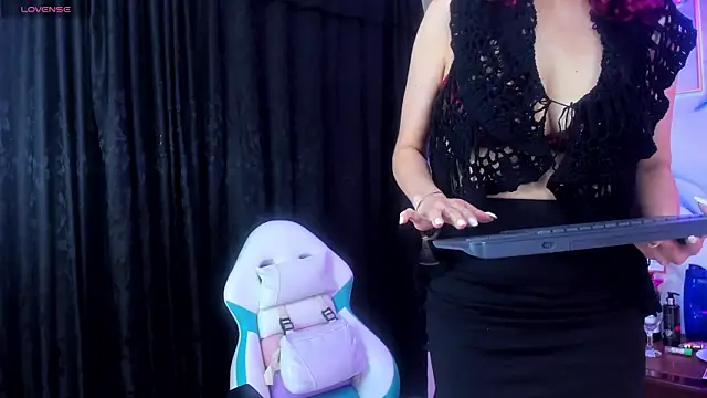 Perla Franco online show from March 22, 2025, 5:06 am