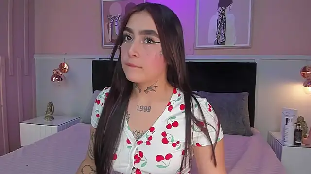 elodie walker online show from September 19, 2025, 12:28 pm