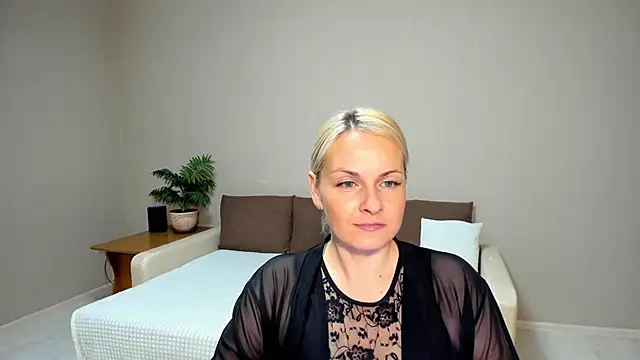 Snapshot of Alicee_Gracee chatting on January 30, 2025, 1:42 pm Alicee Gracee online show from January 30, 2025, 1:42 pm