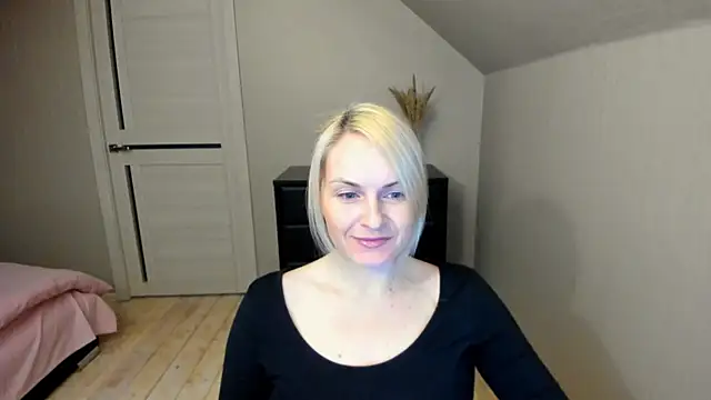 Snapshot of Alicee_Gracee chatting on March 4, 2025, 6:29 pm Alicee Gracee online show from March 4, 2025, 6:29 pm