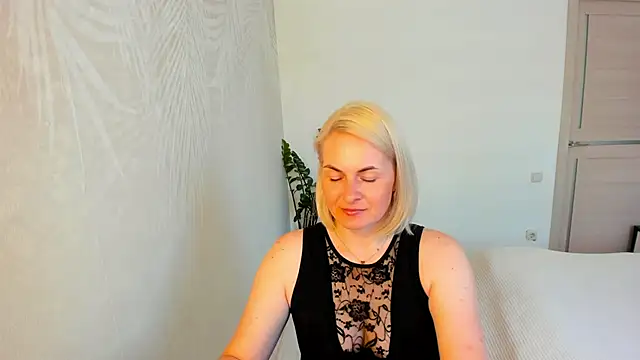 Alicee Gracee online show from May 29, 2026, 8:01 am