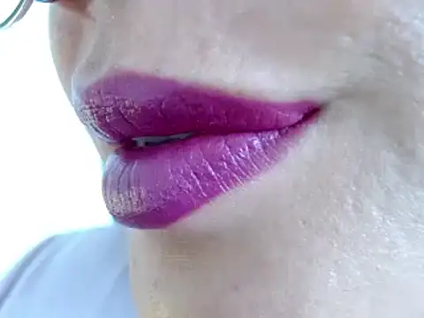 Snapshot of miss_evoleth2 chatting on September 8, 2025, 3:11 pm miss evoleth2 online show from September 8, 2025, 3:11 pm