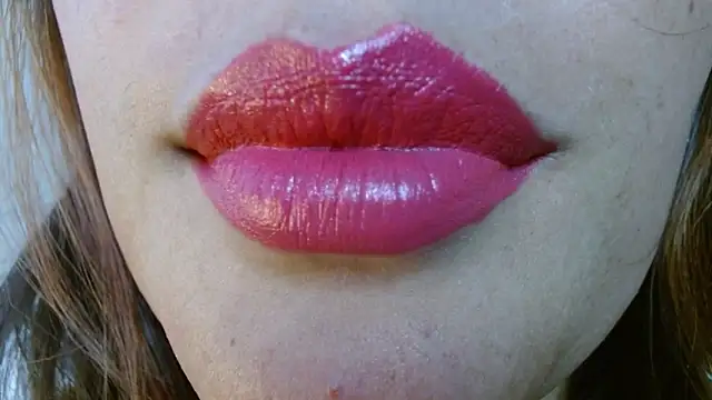 miss evoleth2 online show from December 14, 2025, 5:18 pm