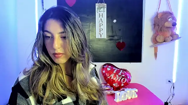 queen-natty online show from March 9, 2025, 3:32 am