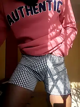 Snapshot of FuckMeNice24 chatting on December 8, 2024, 5:29 am FuckMeNice24 online show from December 8, 2024, 5:29 am