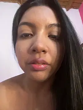 nicole fisherr online show from May 20, 2026, 3:34 am
