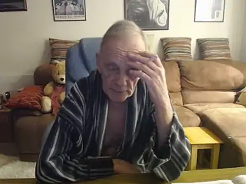 Ferret7777 online show from April 14, 2026, 11:33 pm